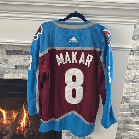 Colorado Avalanche Cale Makar Jersey - Picture 2 of 4